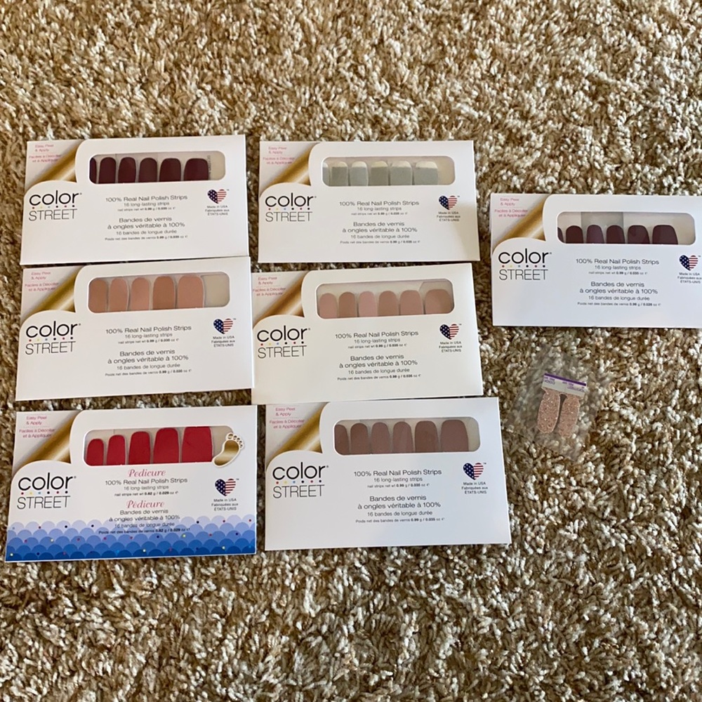 7 Color Street nail polish packs